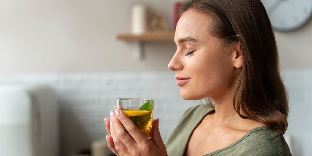 The Link Between Chamomile Tea and Losing Weight